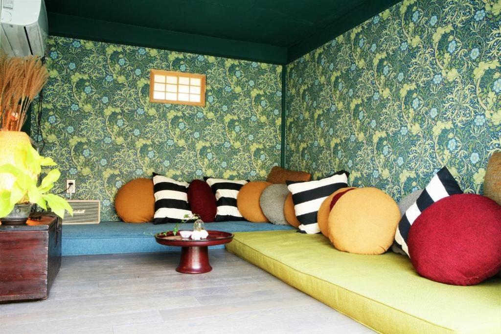 'Hanok Hanok' Boutique Stay Seoul - 2Min From Gyeongbokgung Palace Station Экстерьер фото