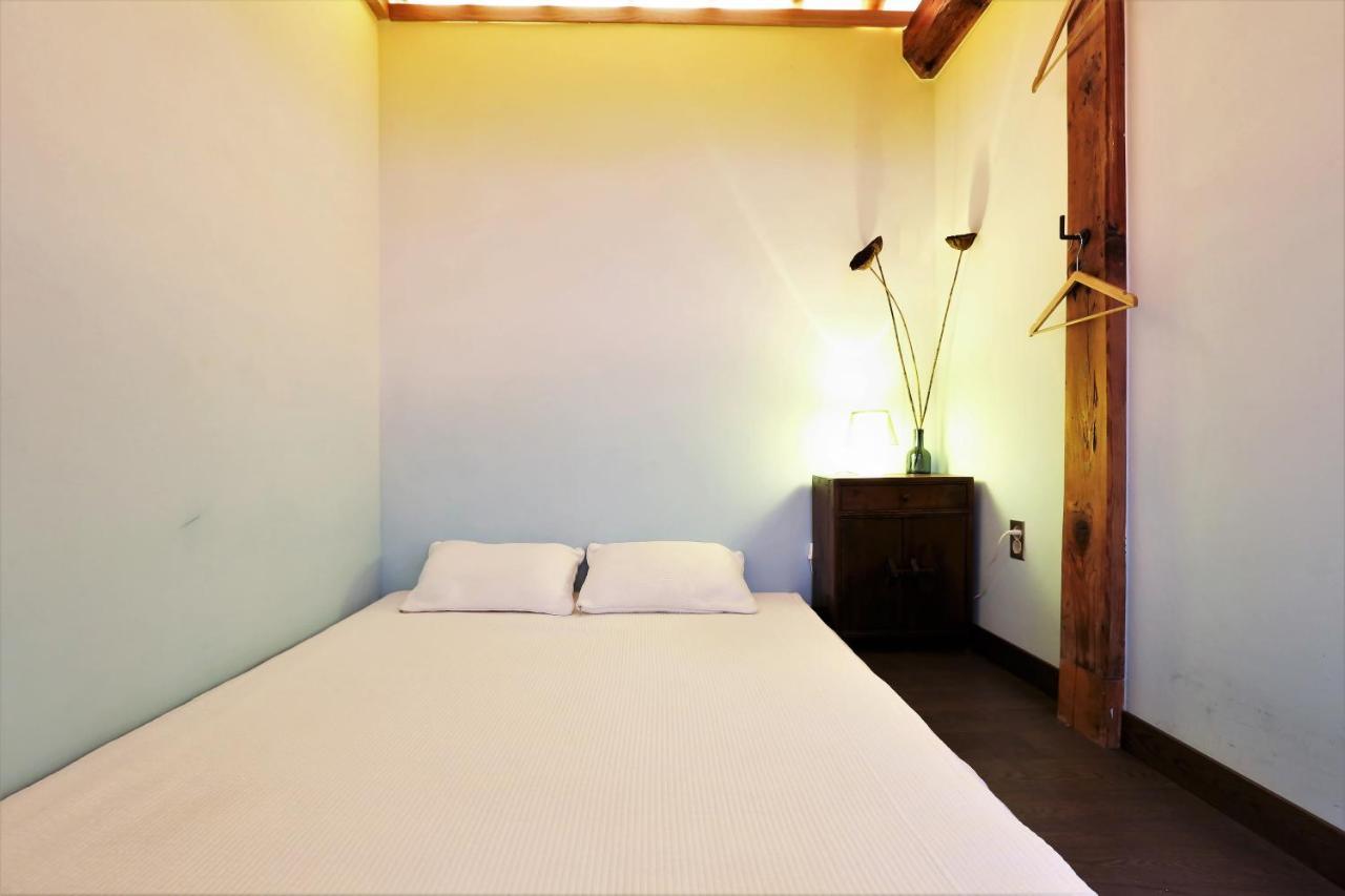 'Hanok Hanok' Boutique Stay Seoul - 2Min From Gyeongbokgung Palace Station Экстерьер фото