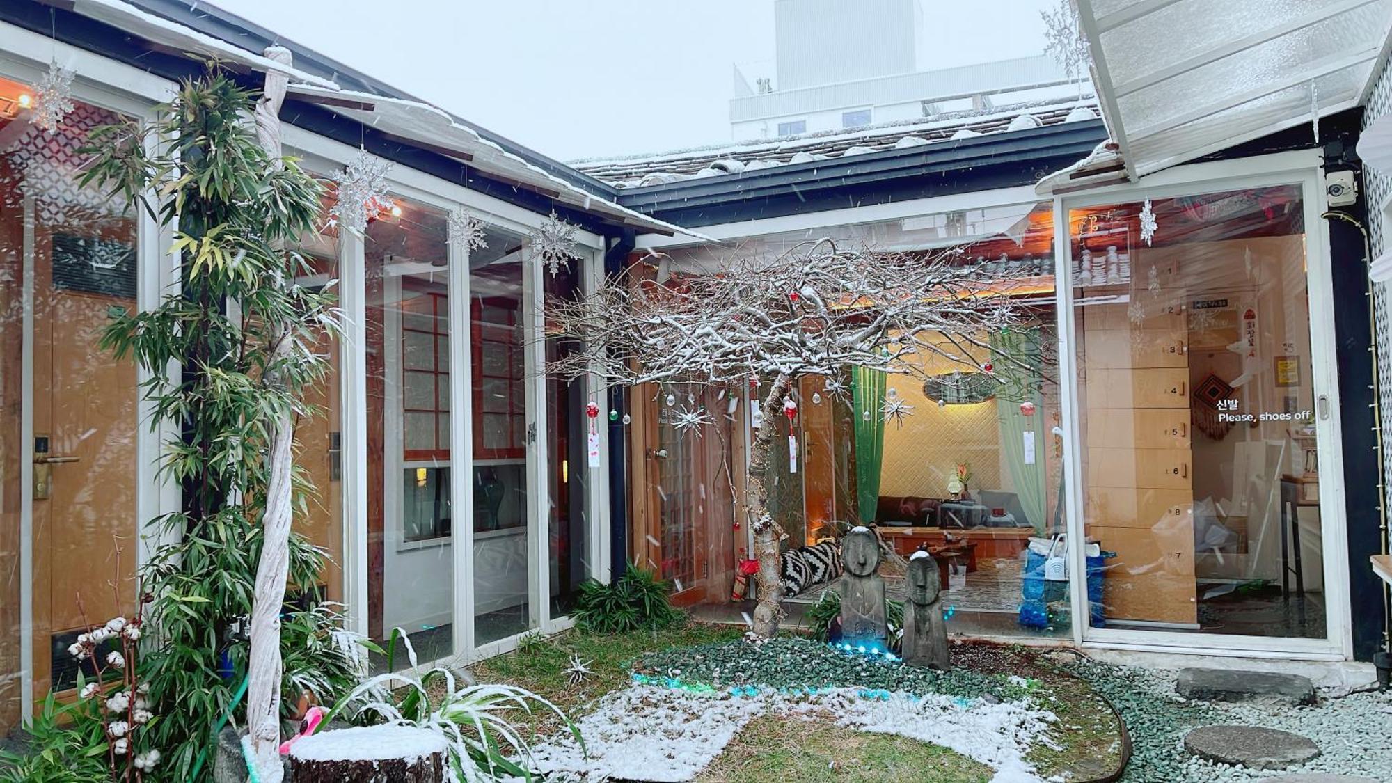'Hanok Hanok' Boutique Stay Seoul - 2Min From Gyeongbokgung Palace Station Экстерьер фото